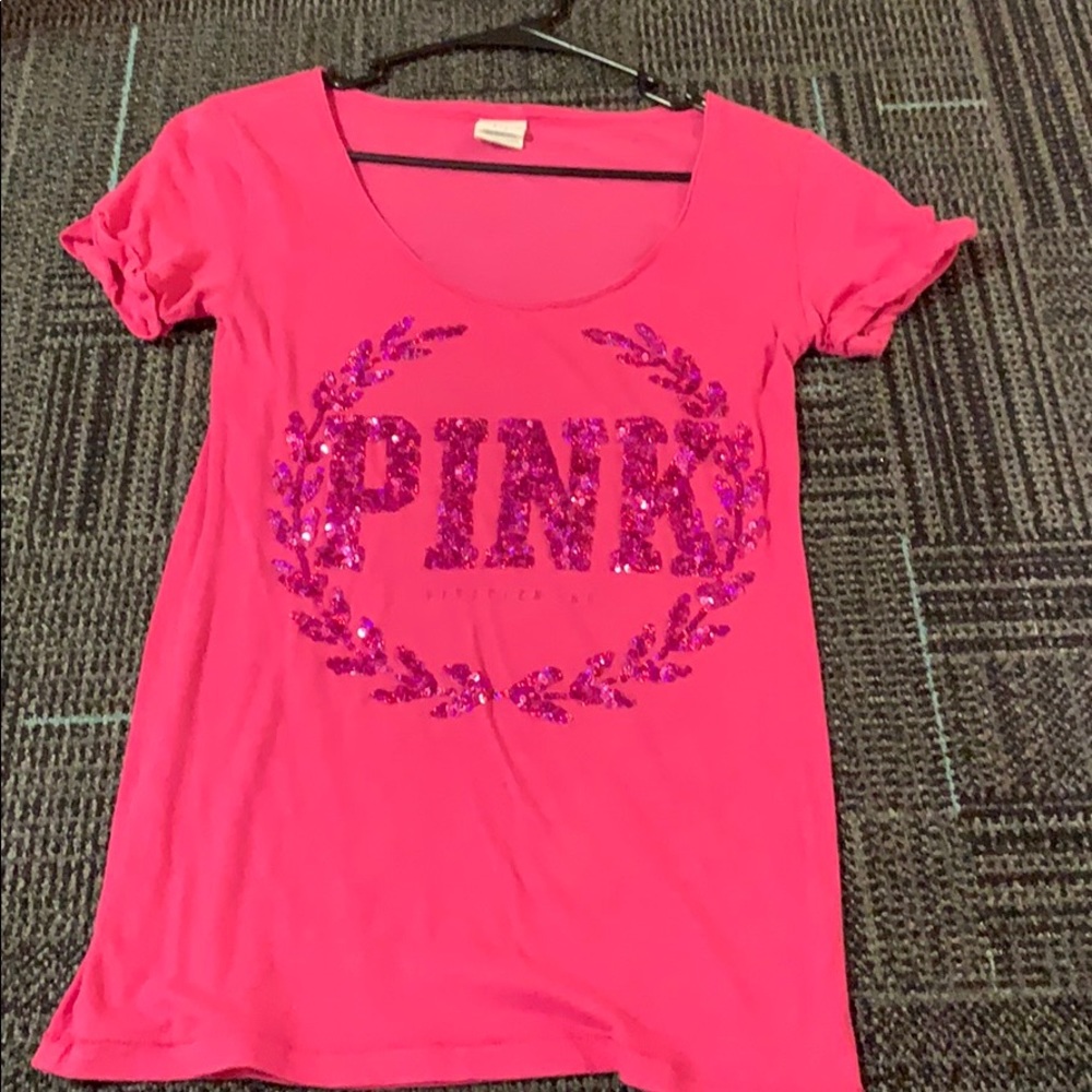 Pink tee shirt